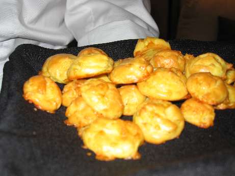 cheese popover puffs