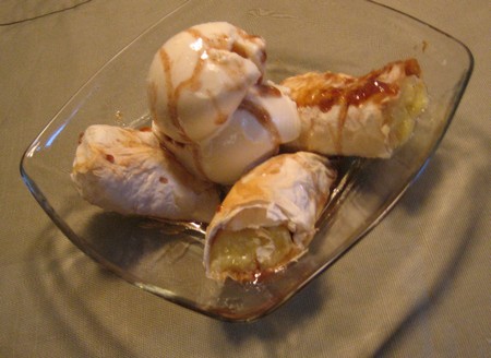 Rummy Baked Bananas with Ice Cream